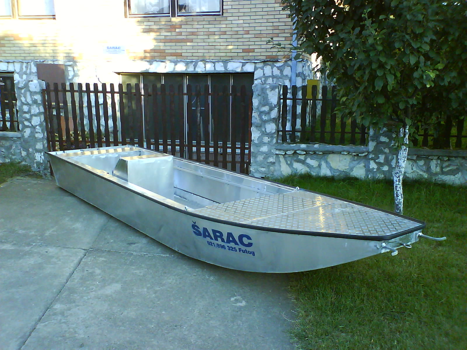 Aluminijumski camci